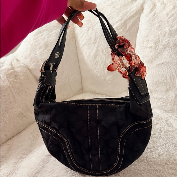 Vintage Black Coach Hobo Shoulder Bag - Picture 9 of 11